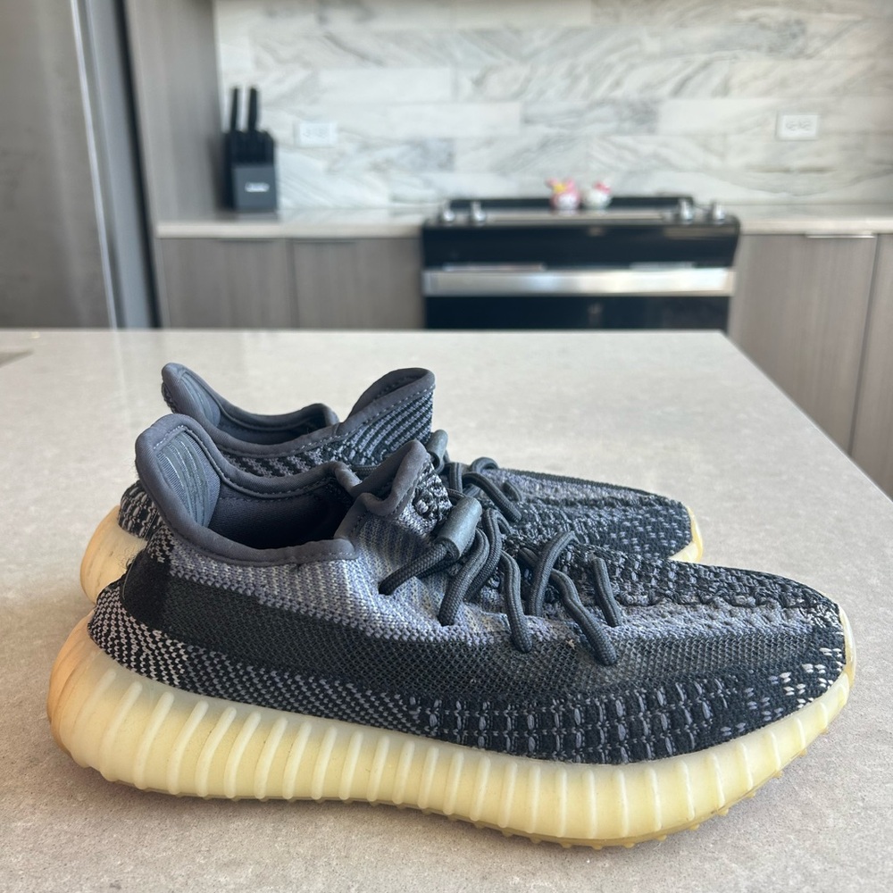 Yeezy 350s V2 Azreal